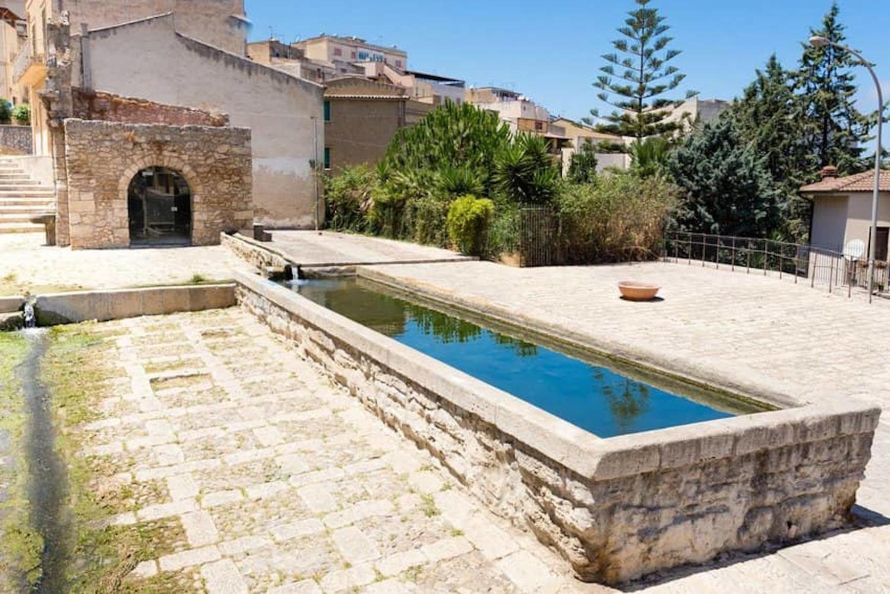 Villa Il Girasole Del Centro Storico à Alcamo Extérieur photo
